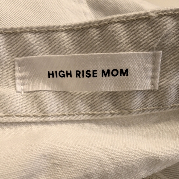 Cotton On Whitehaven Rip Raw Hem Distressed High Rise Mom Denim Shorts Size 12 - Picture 7 of 9